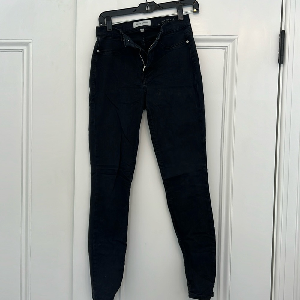Black Henry & Belle jeans size 28